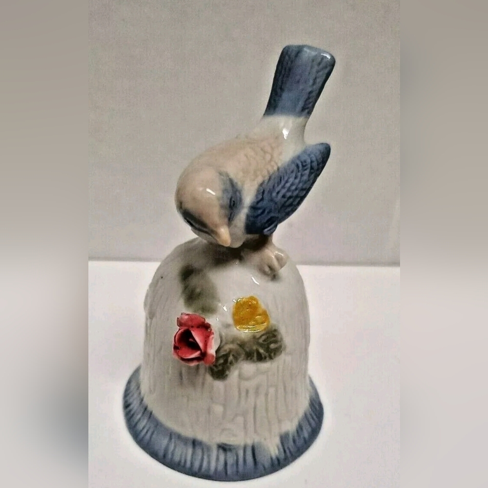 Vtg Price Products Ceramic Bell w/Bluebird & 3D Handpainted Flowers Pre-owned